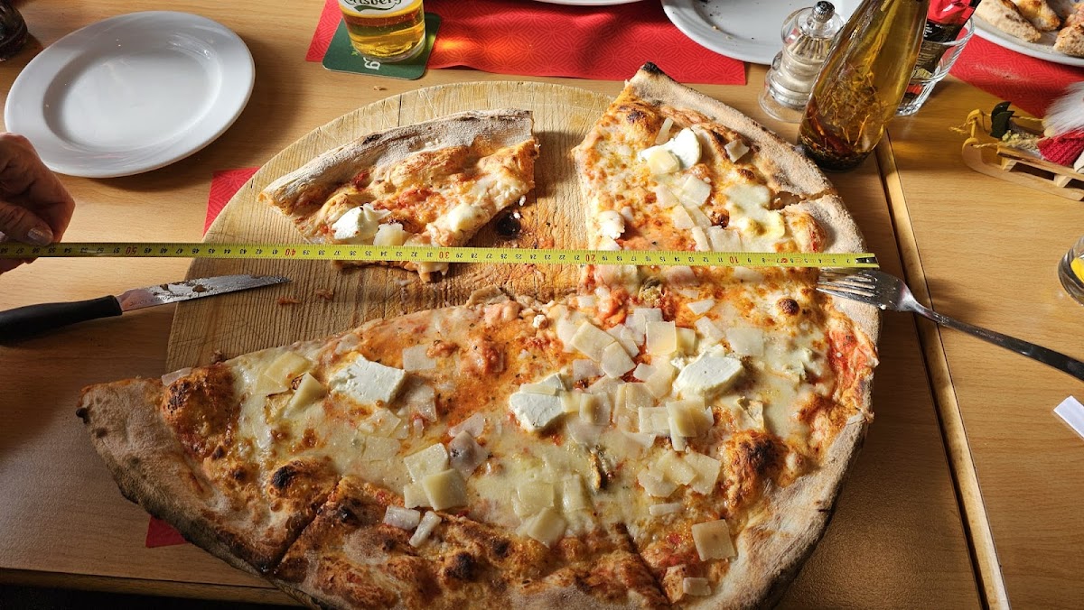 Cafe-Restaurant-Pizzeria Les Trois Dranses-5